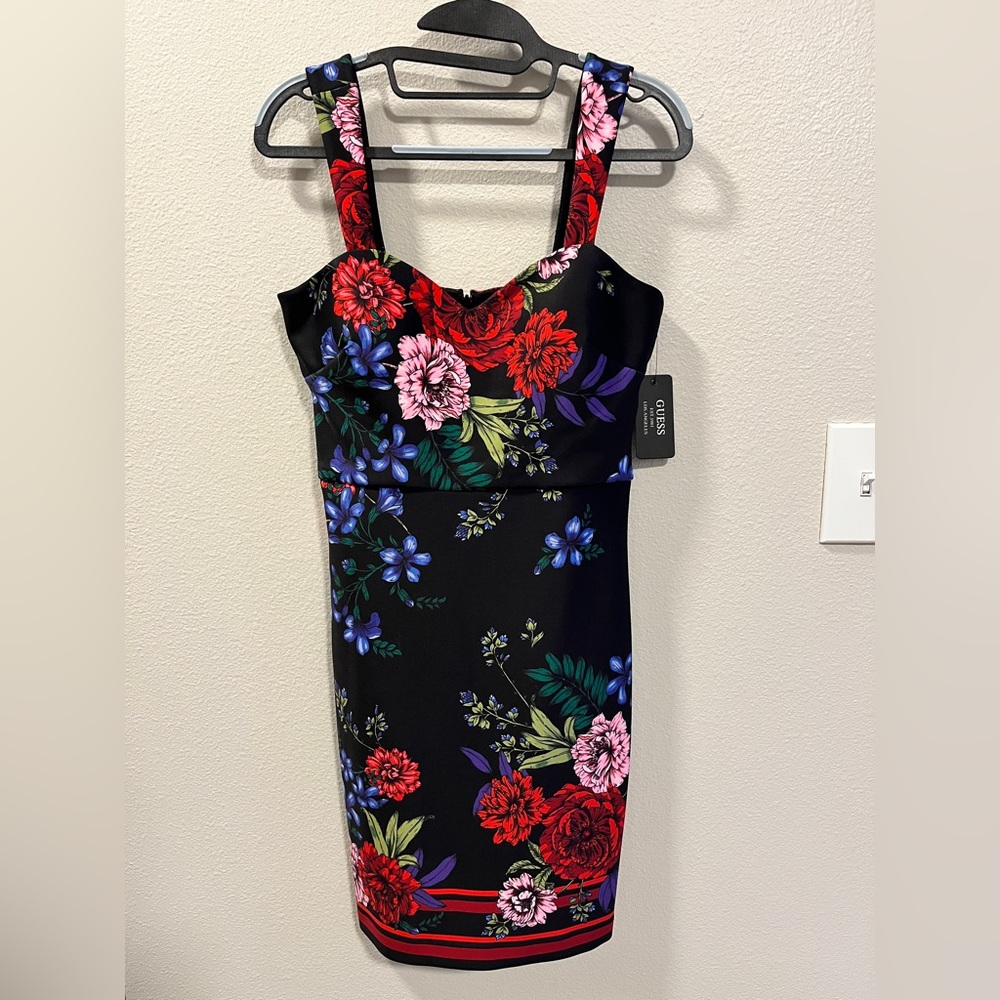 Guess floral Dress. Size 4.